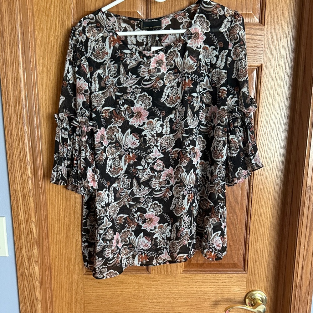 NWT Buffalo Black and Pink Floral Blouse